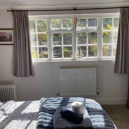 Guest Suite At 31 Little England Milborne Saint Andrew Buitenkant foto
