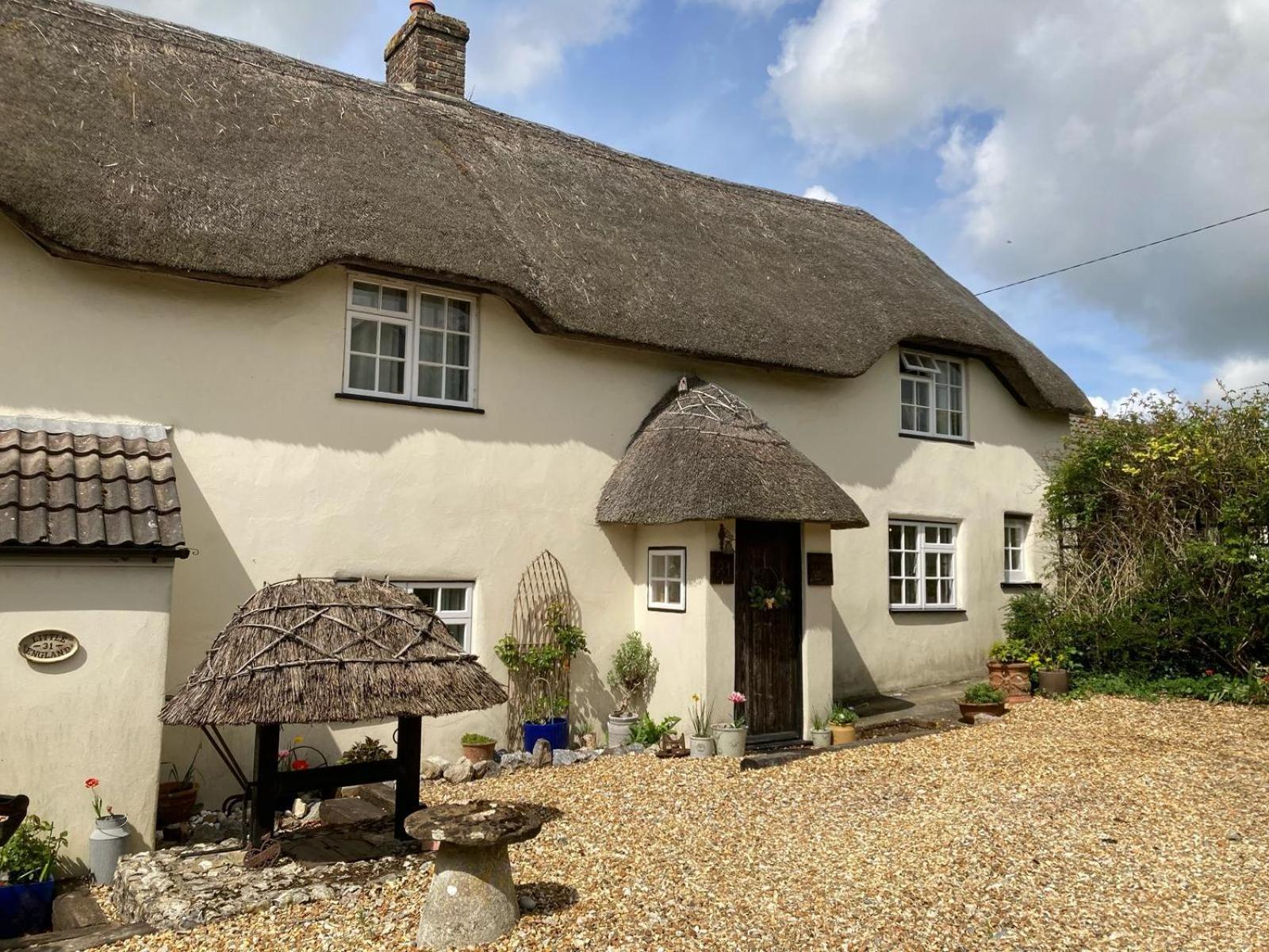 Guest Suite At 31 Little England Milborne Saint Andrew Buitenkant foto