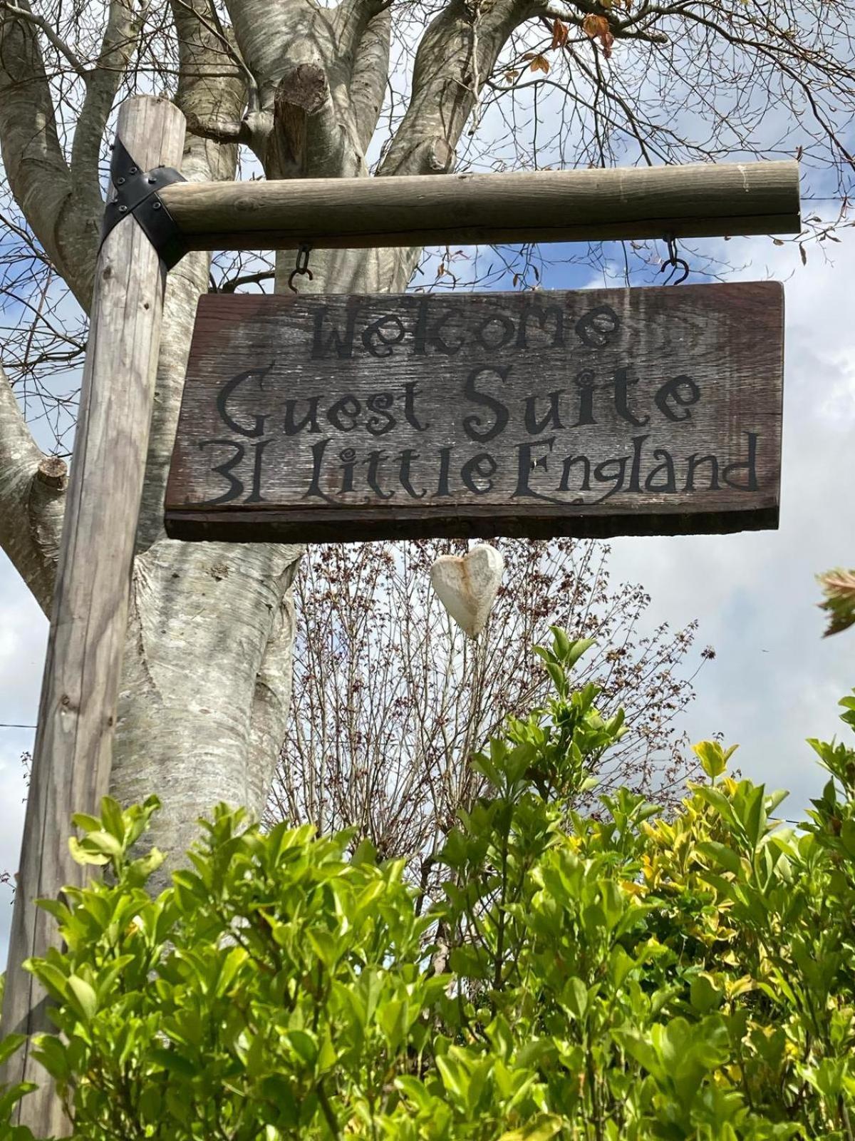 Guest Suite At 31 Little England Milborne Saint Andrew Buitenkant foto